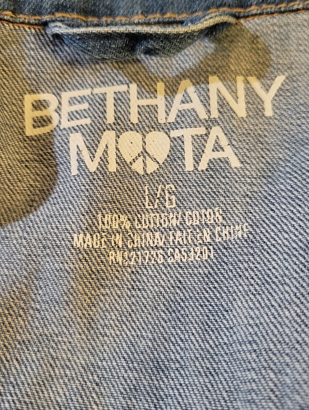 Bethany Mota Two-Tone Ombre Blue & White Classic Denim Jacket | Size Large - Picture 4 of 5